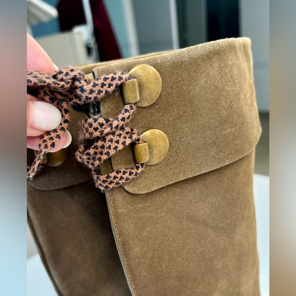 See By Chloe Brown Heeled Boots - Picture 5 of 15